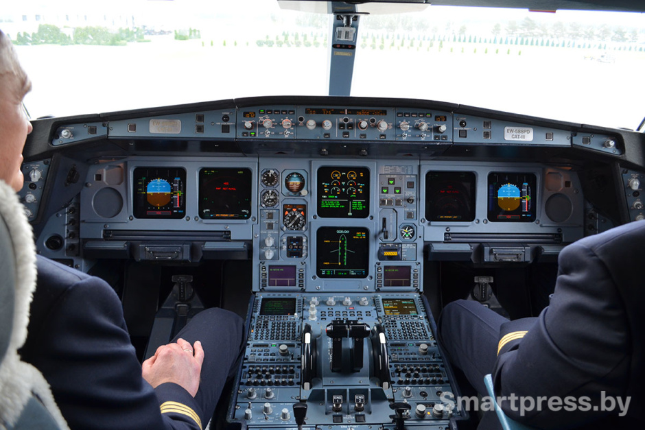 В кабине пилотов Airbus A330-200