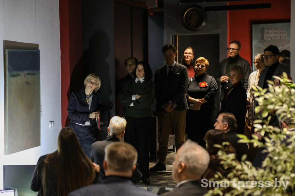 7-Арт-мероприятие Татьяны Радивилко в офисе Smartpress.jpg 7-Арт-мероприятие Татьяны Радивилко в офисе Smartpress.jpg