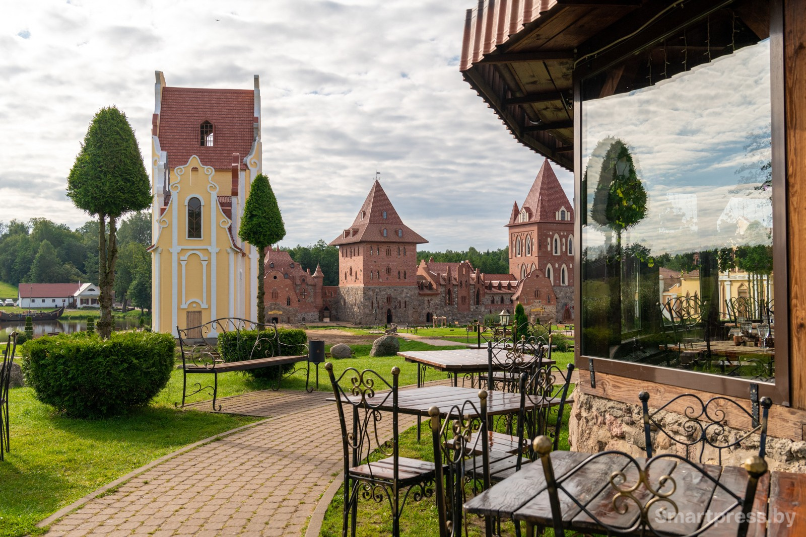 14-Вид на парк истории Сула.jpg