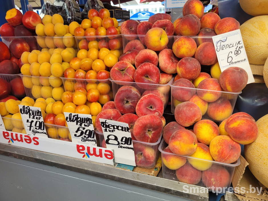 фрукты на Комаровке3.jpg