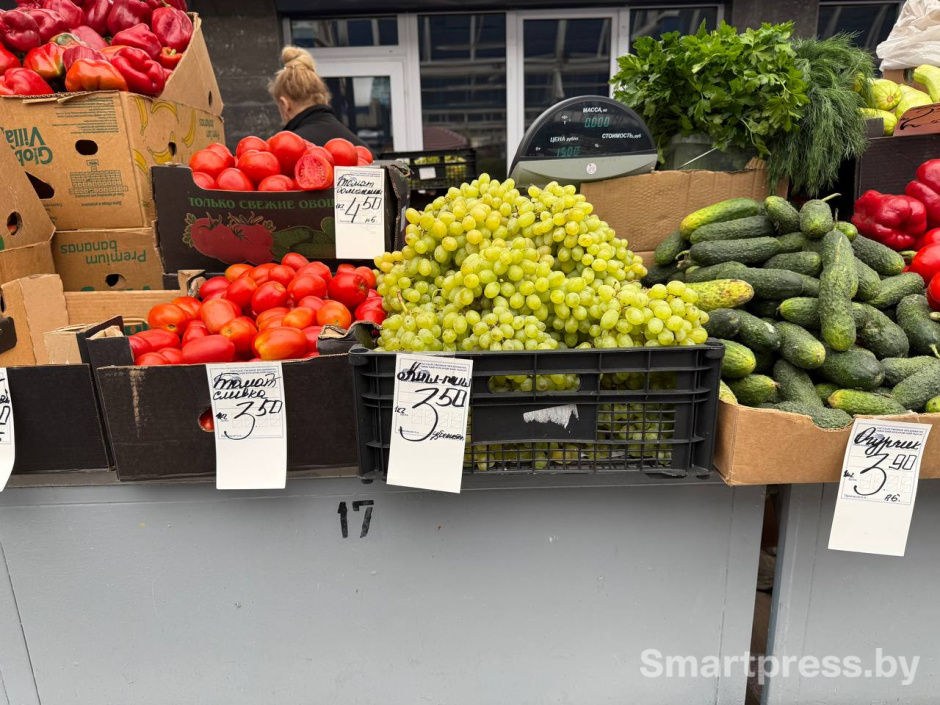 виноград-огурцы-помидоры