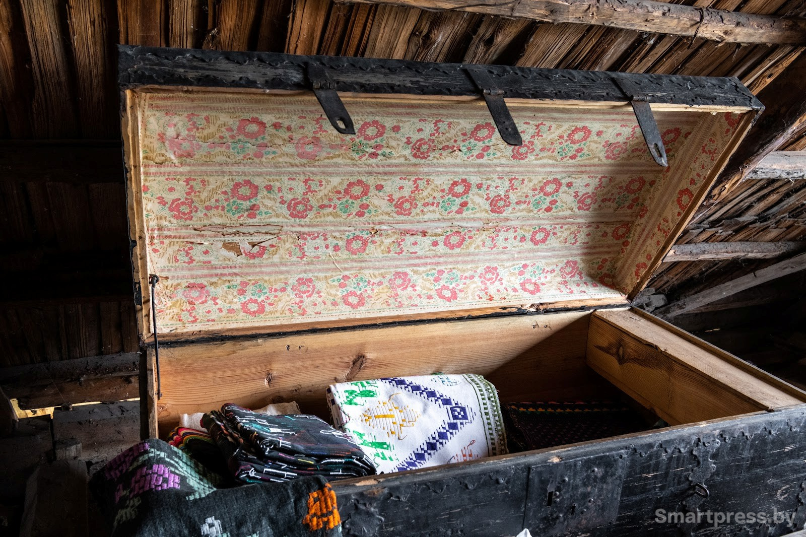 16-Домотканые покрывала из коллекции Екатерины Климович.jpg