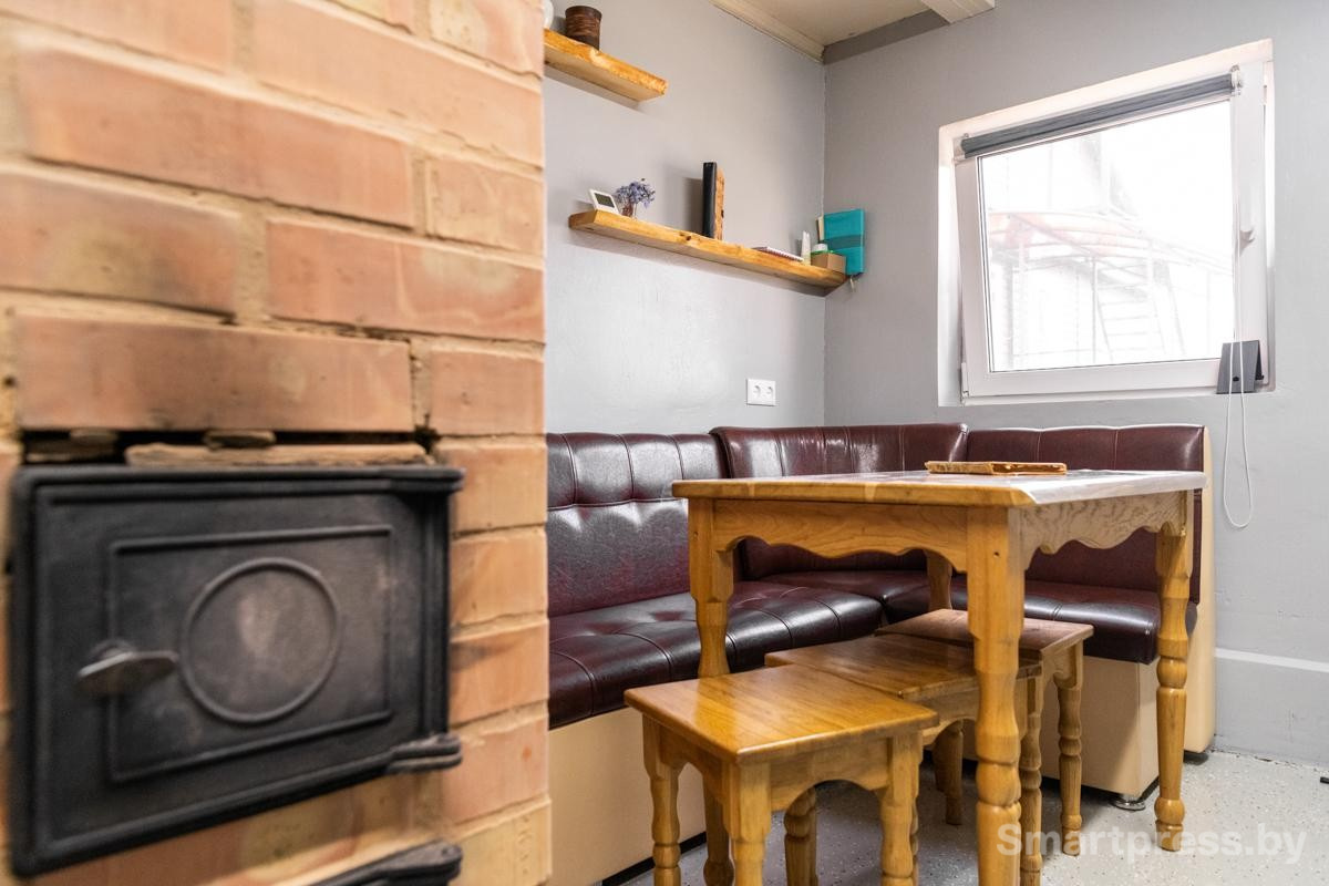 16-Летняя кухня стала личным кабинетом Анны.jpg