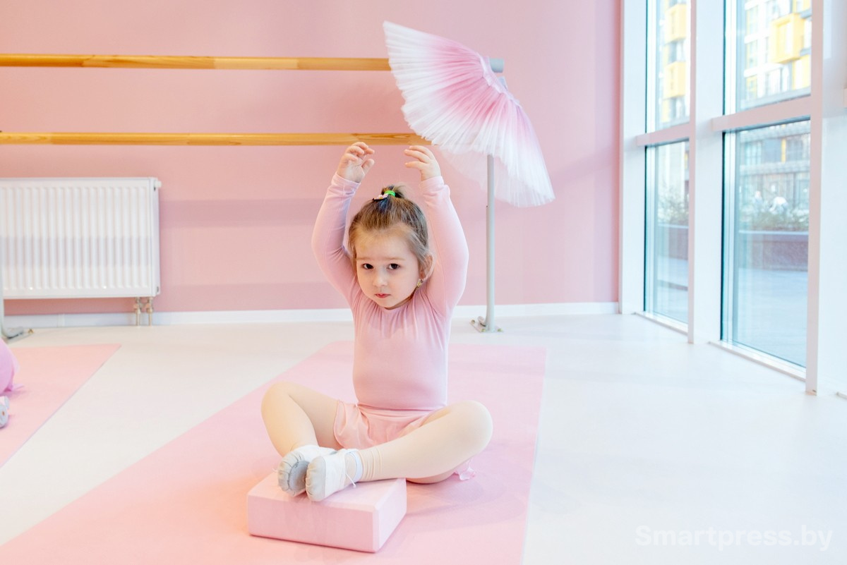 Малыши в балетной студии Eva Ballerina.jpg