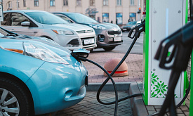 Лукашенко отменил право на бесплатную парковку этих машин и продлил другие льготы для них до 2028 года