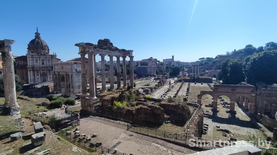 Руины Римского форума.jpg