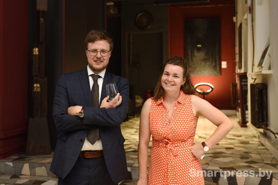 16-Пьер Путье советник по культуре посольства Франции и Паула Штилер пресс-атташе посольства Германии.jpg