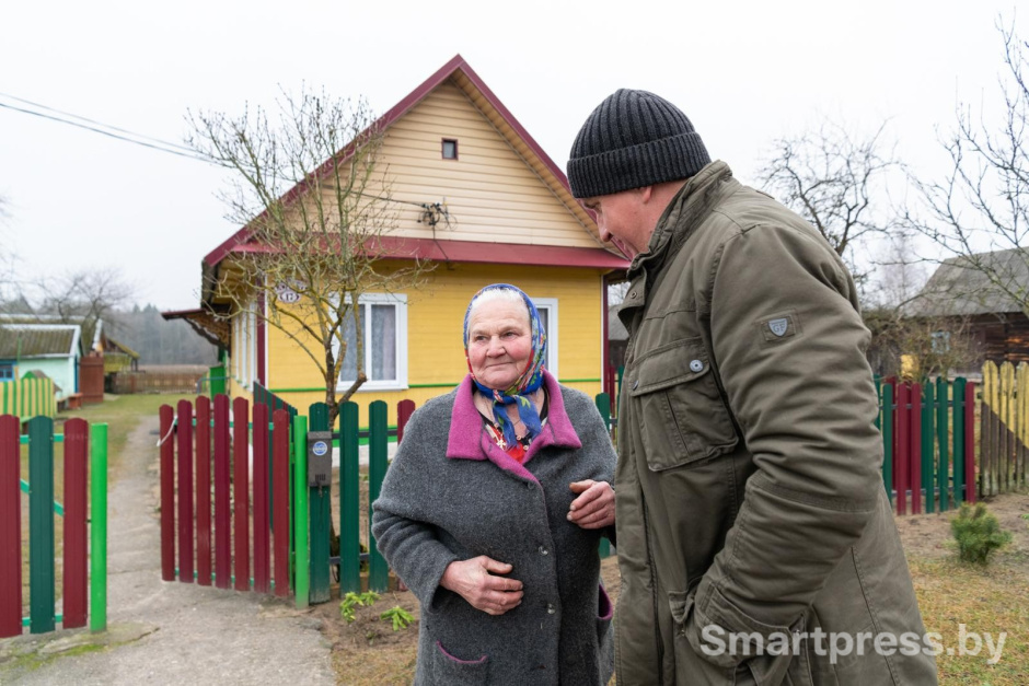 25-Петр Минич и баба Маня из деревни Чадель.jpg