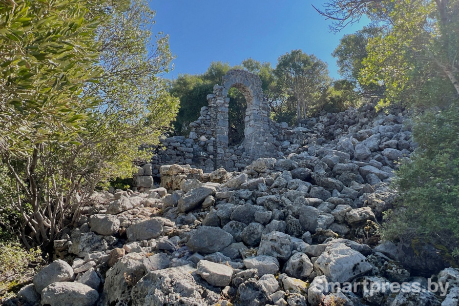 25-На острове святого Николая.jpg