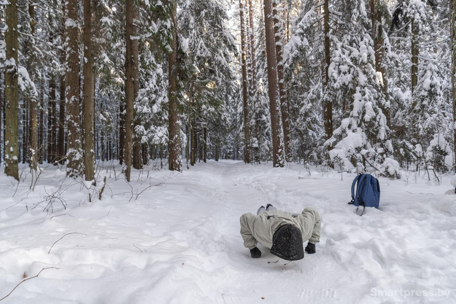 11-Отжимания на снегу.jpg