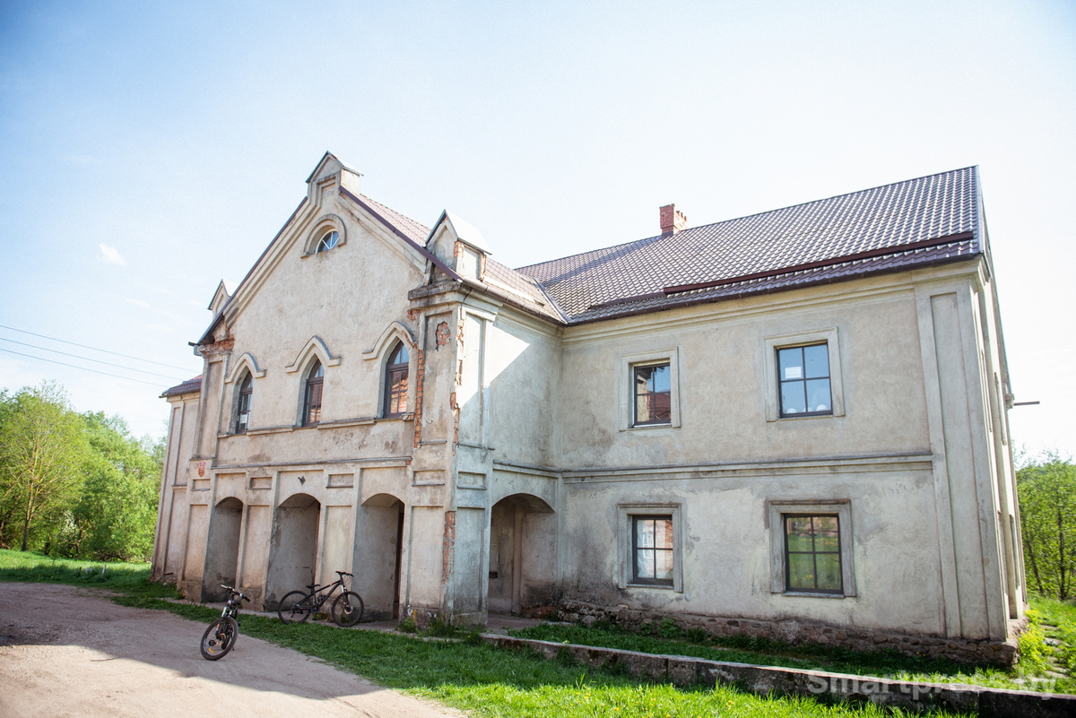 флигель