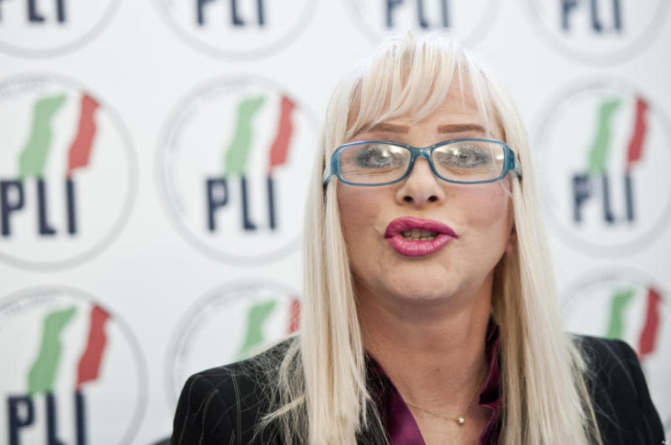 чиччолина1.png чиччолина1.png