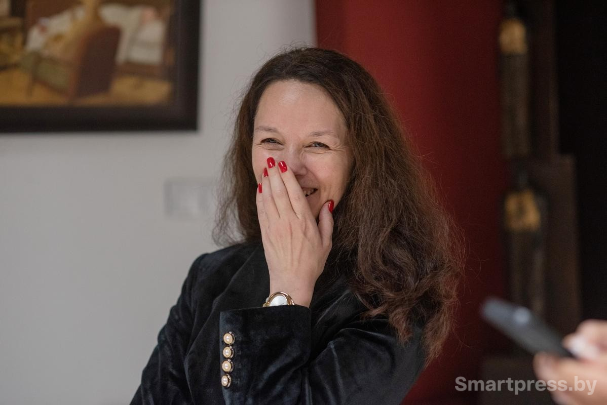 3-Татьяна Мыйня президент Минского международного женского клуба супруг послов дипломатов и иностранных представителей.jpg