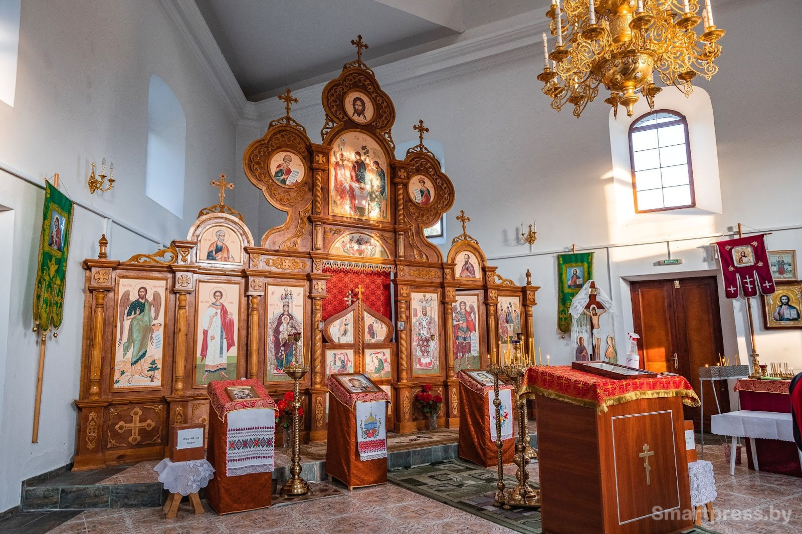 Свято-Троицкая церковь в деревне Большая Своротва 2.jpg