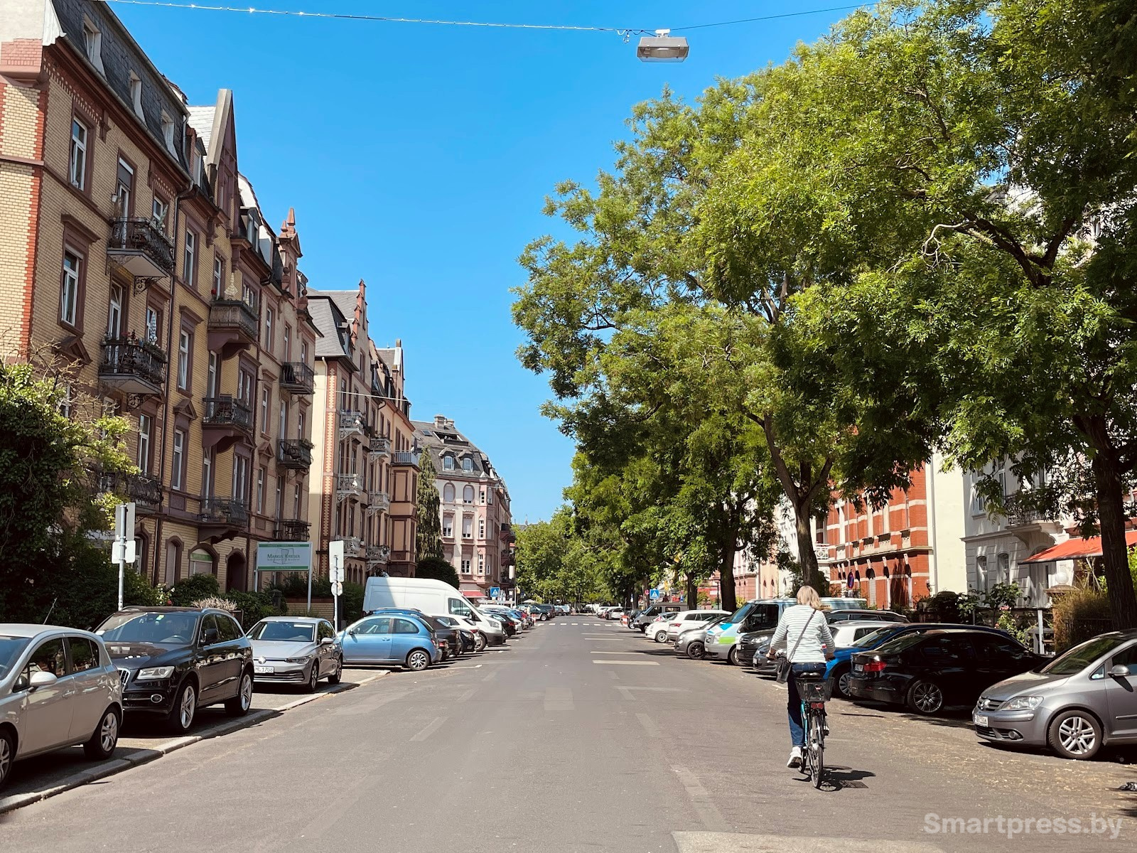 13-Район улицы Schweizer Platz Франкфурт.jpg