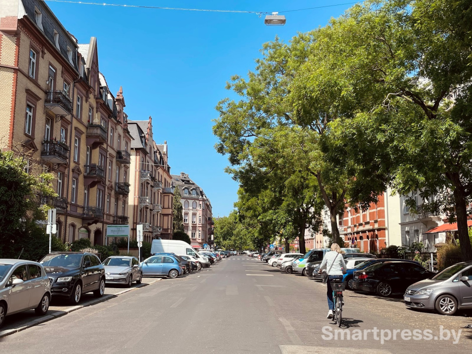 13-Район улицы Schweizer Platz Франкфурт.jpg