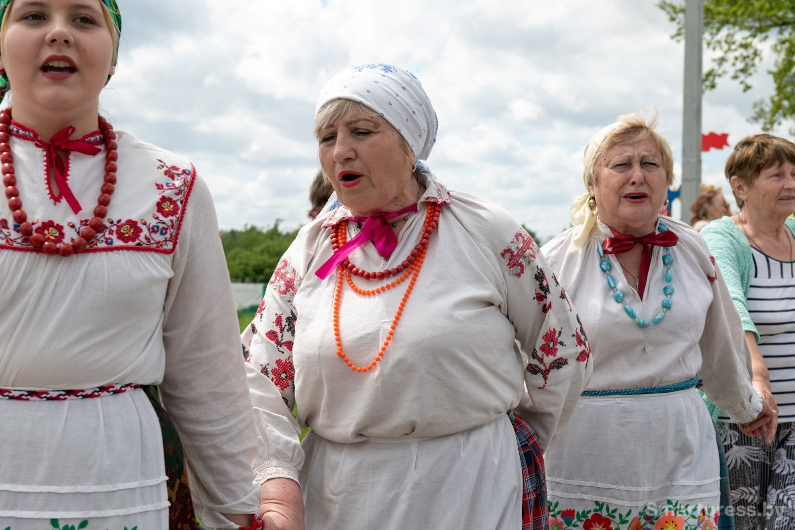 14-Обряд Вождение и похороны Стрелы (Пахаванне Стралы) в деревне Столбун Ветковского района.jpg