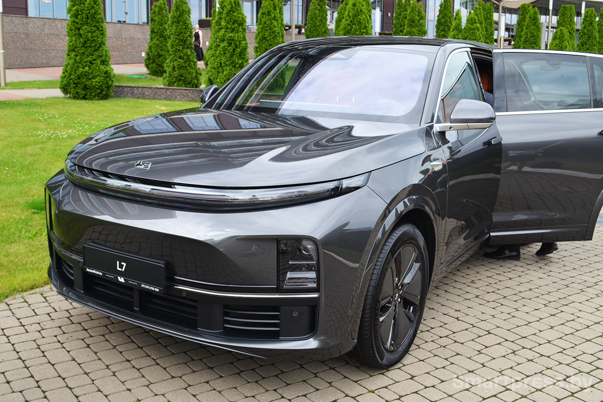 Li Auto L7