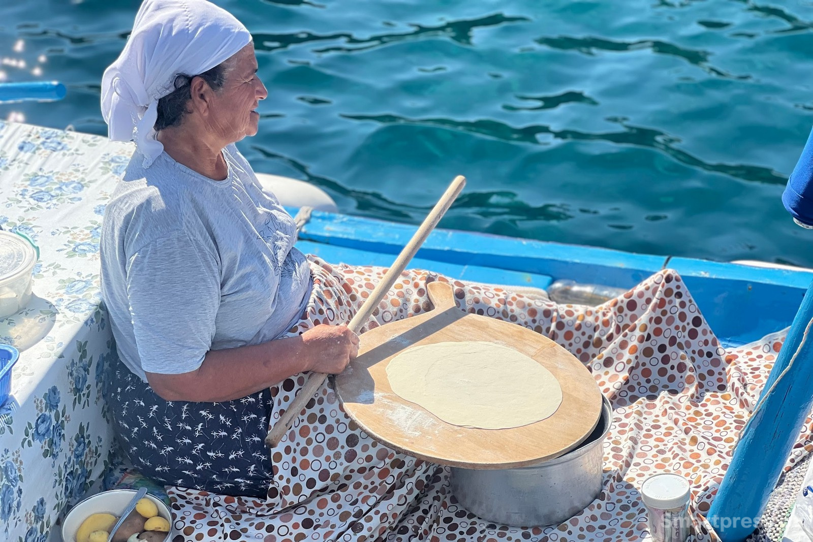 30-Такси-таверна на лодке.jpg