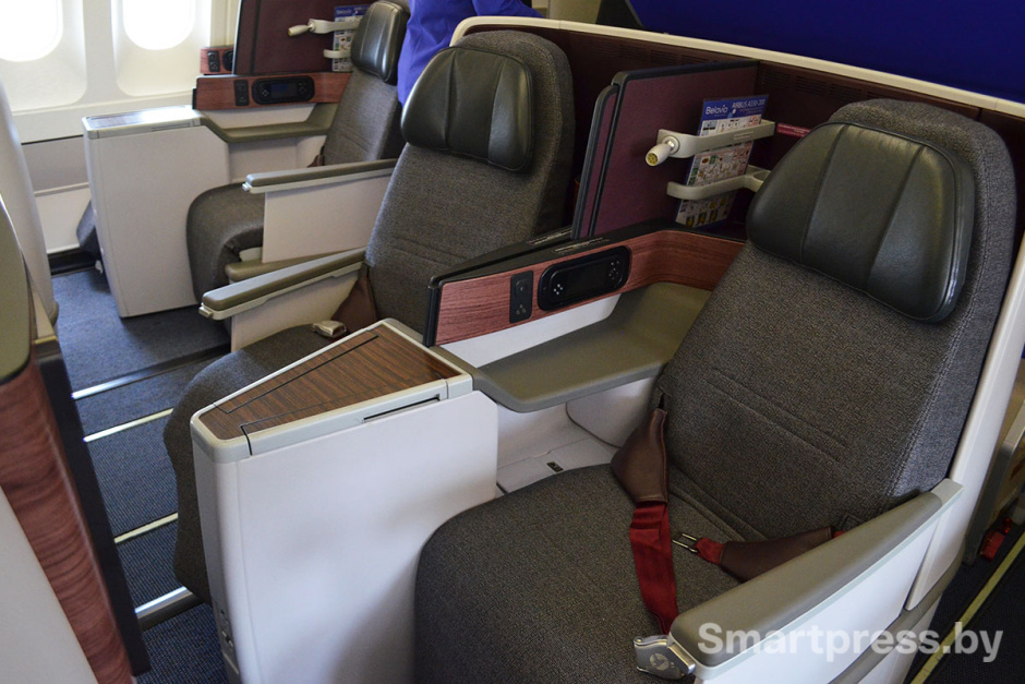 Салон бизнес-класса Airbus A330-200