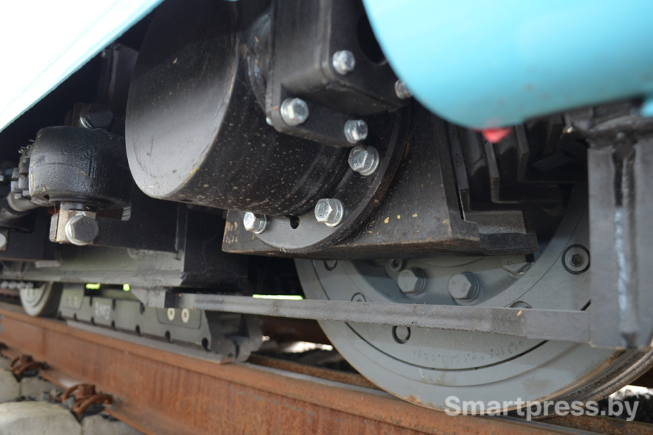 Установленная вагонная тележка