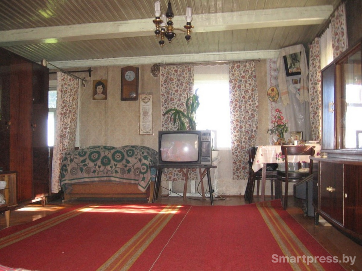 14-Хата дедушки и бабушки Надежды в Ошмянском районе.jpg