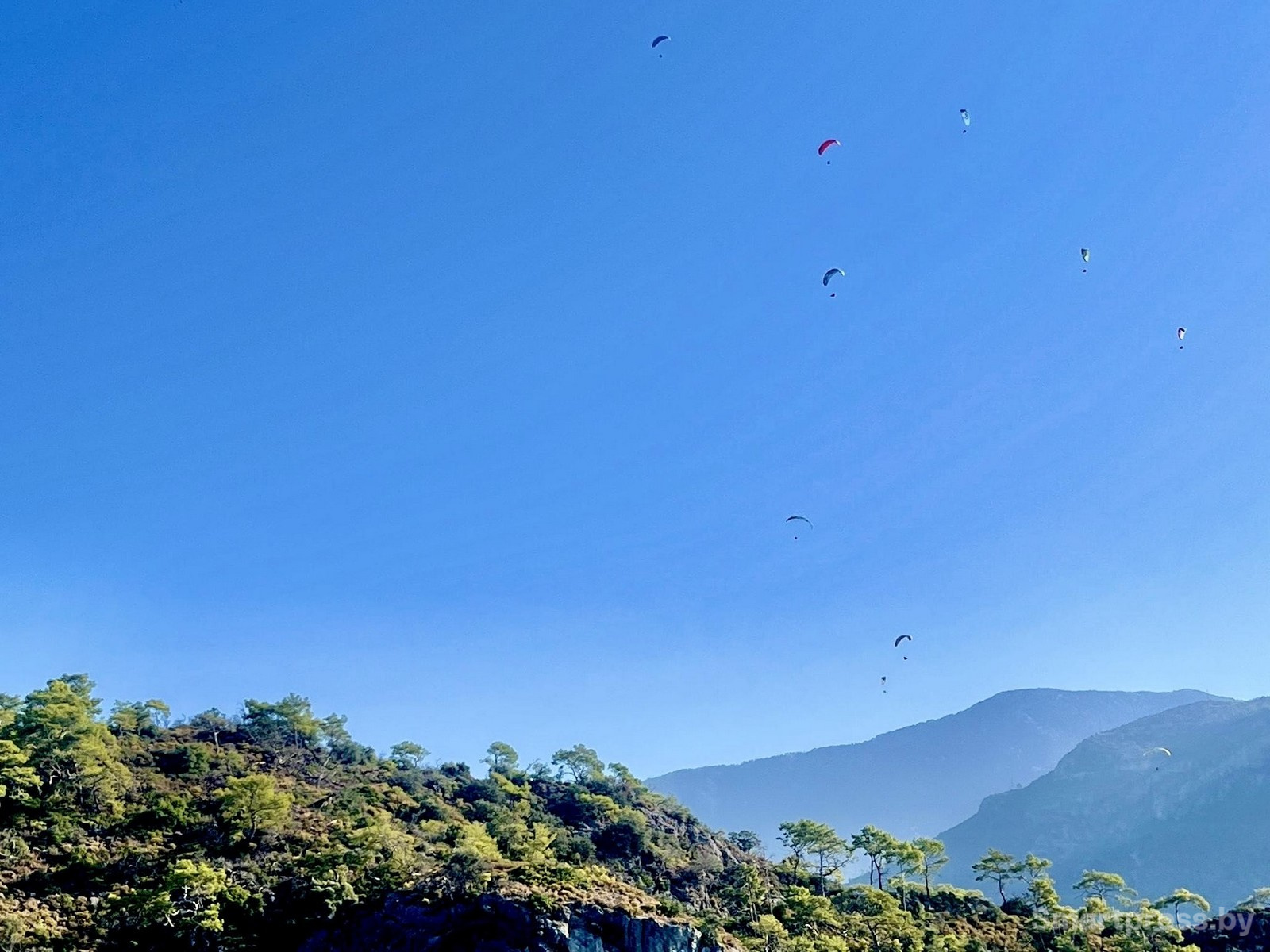 24-Олюдениз - мекка парапланеризма.jpg