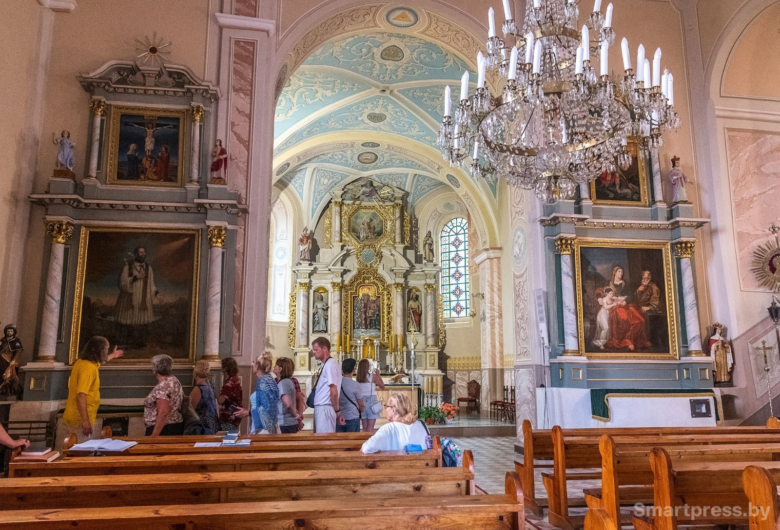 Костел Святого Иоанна Крестителя в агрогородке Камаи 2.jpg