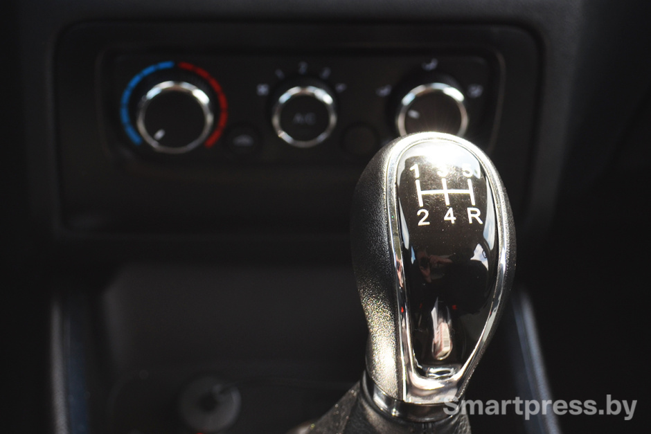 Рычаг переключения передач Shineray M7.jpg