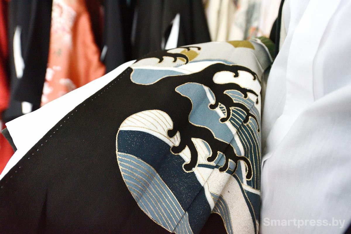 10-Каждый рисунок или аппликация на кимоно уникальны.jpg