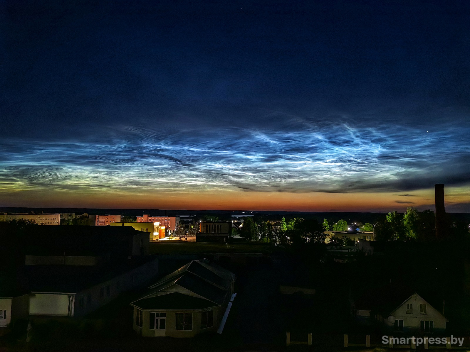 серебристые облака