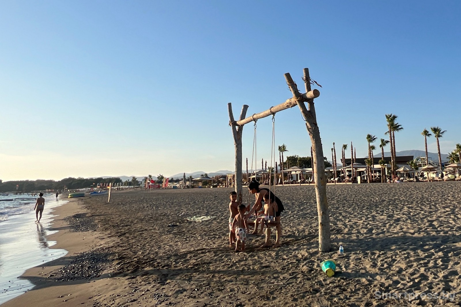 21-Песчаный пляж Фетхие.jpg