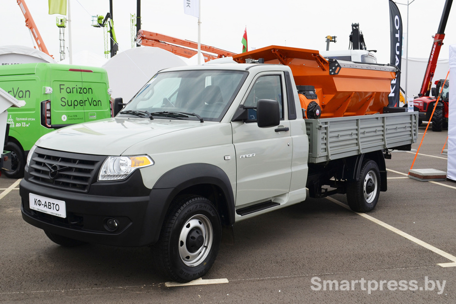 Пескоразбрасыватель на базе УАЗ