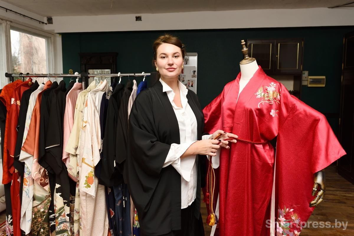 2-Светлана Ленская и винтажные кимоно.jpg