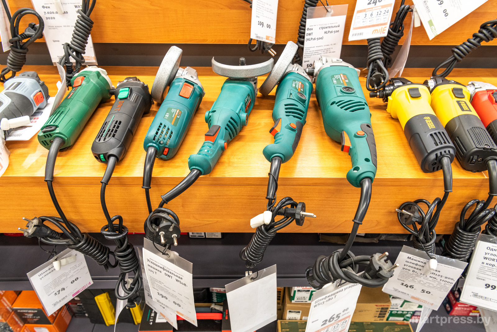 "Болгарки" в Mile