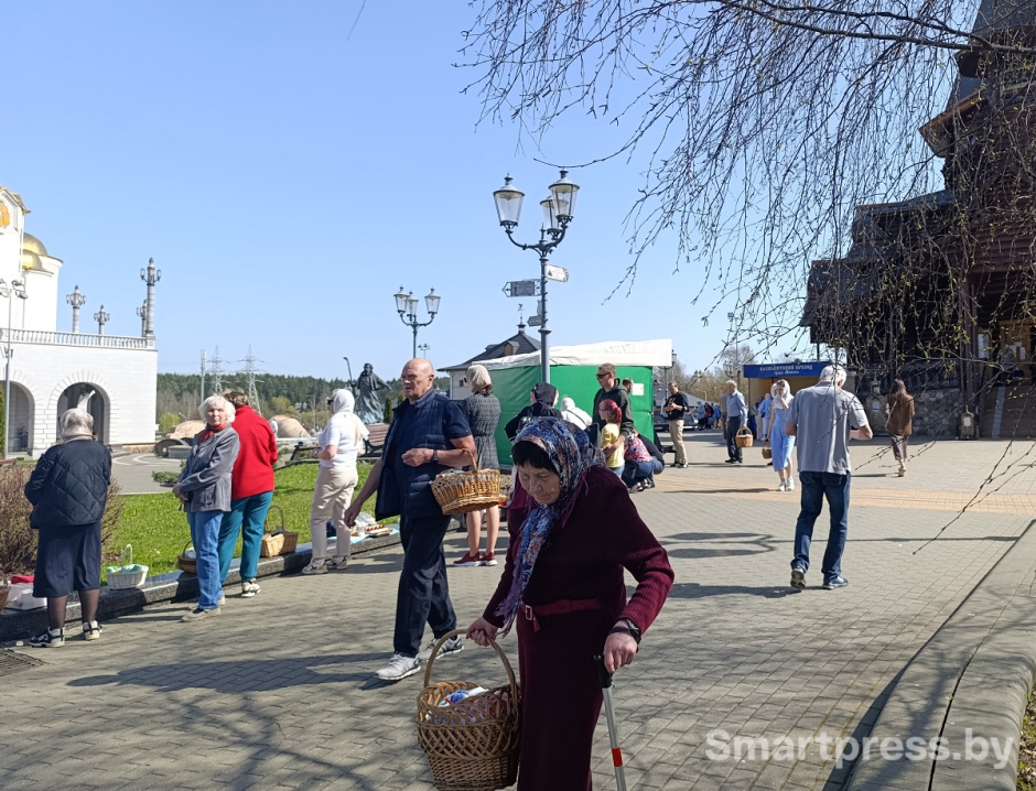 прихожане-пасха