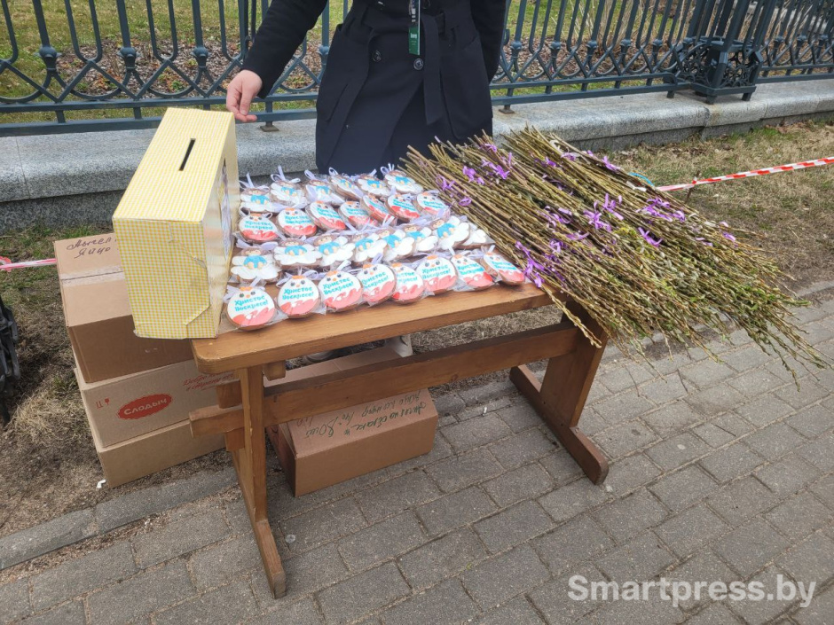 Храм всех святых4.jpg