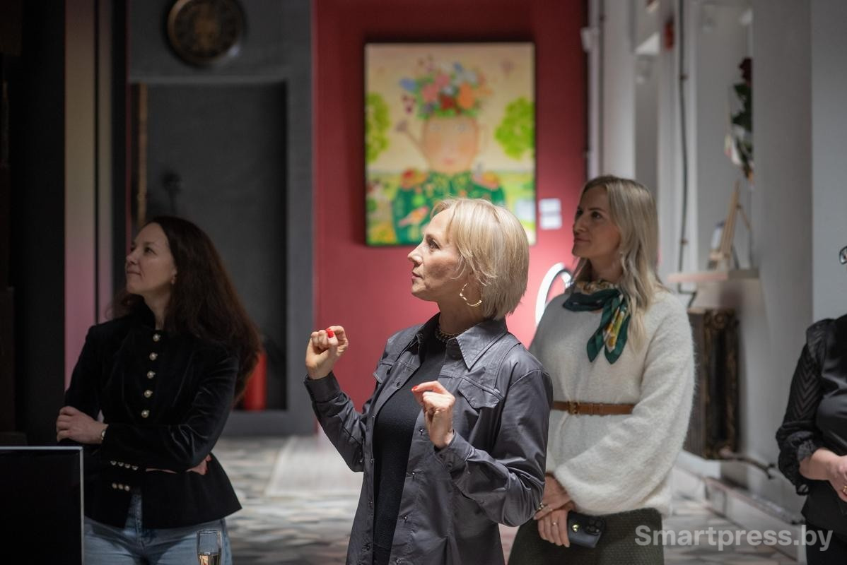 22-Арт-мероприятие Валентина Губарева в Смартпресс.jpg