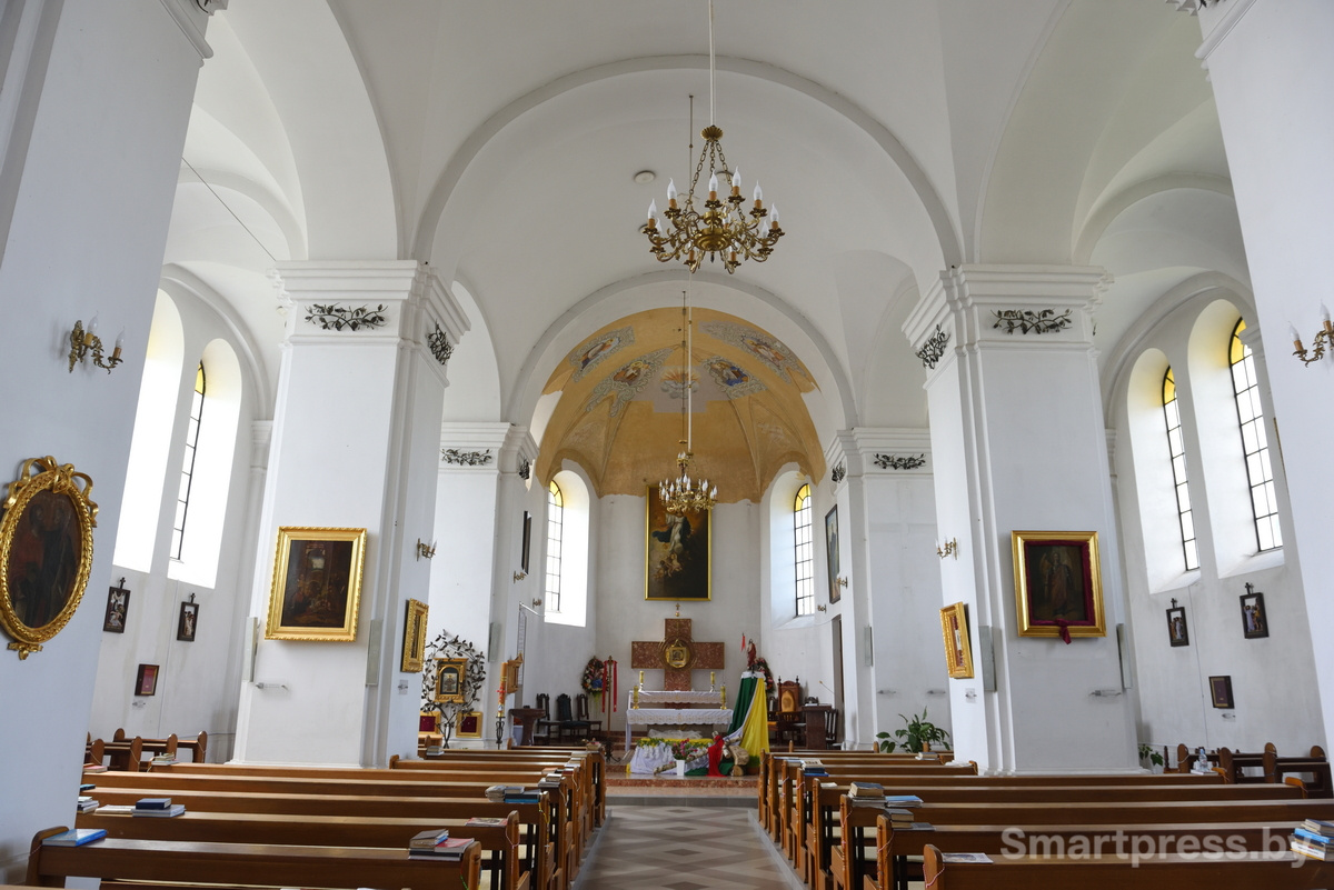 Костел Вознесения Пресвятой Девы Марии.JPG