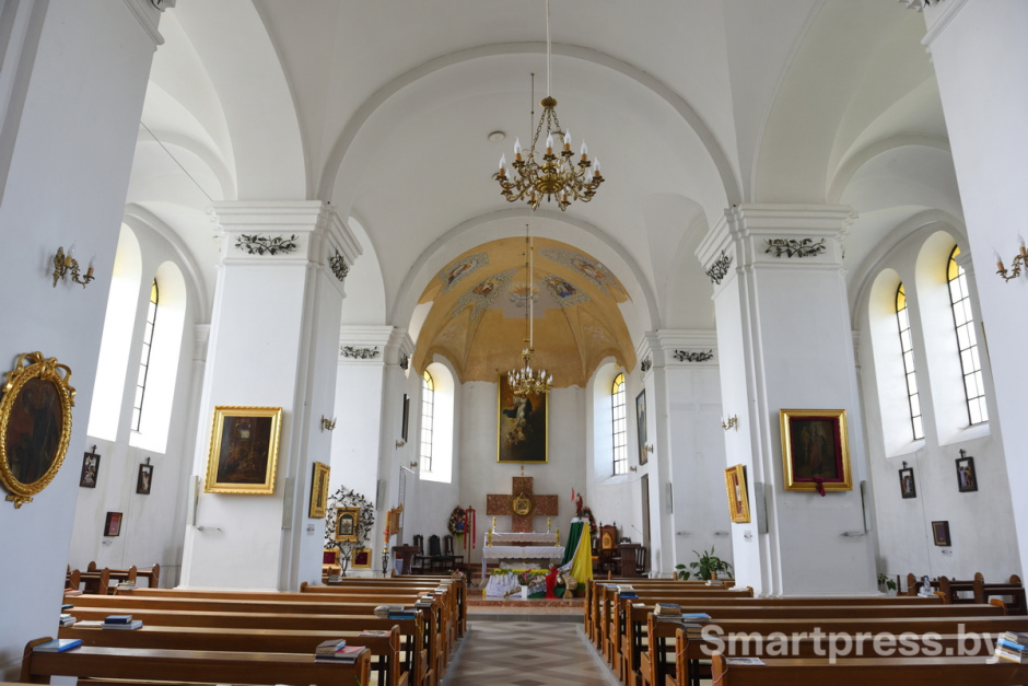 Костел Вознесения Пресвятой Девы Марии.JPG