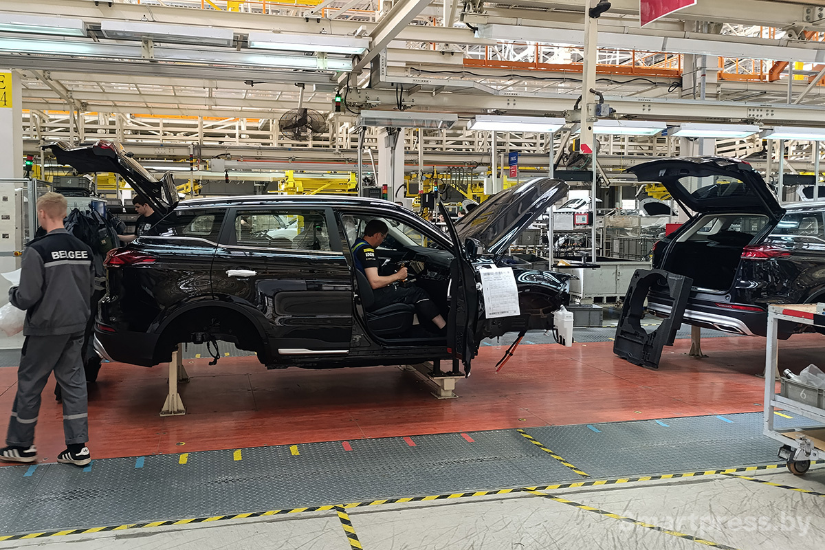 Завод BELGEE фото с конвейера