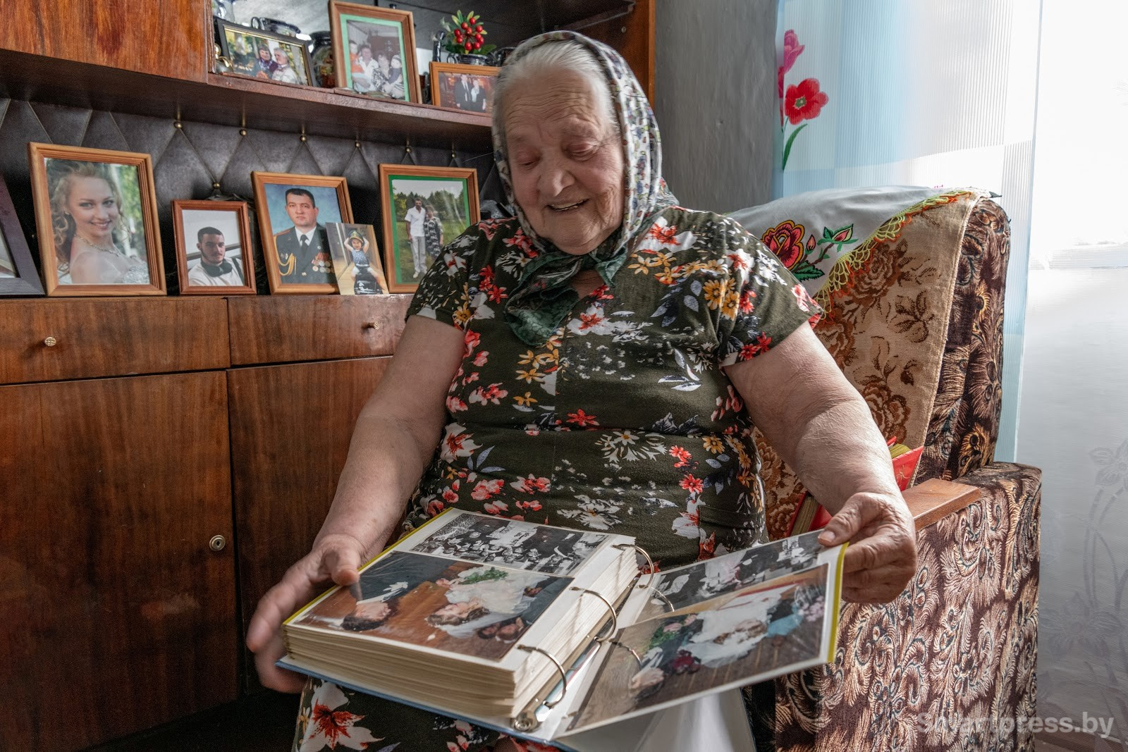 Вера Колесо из деревни Ситница и ее вышиванки 15.jpg