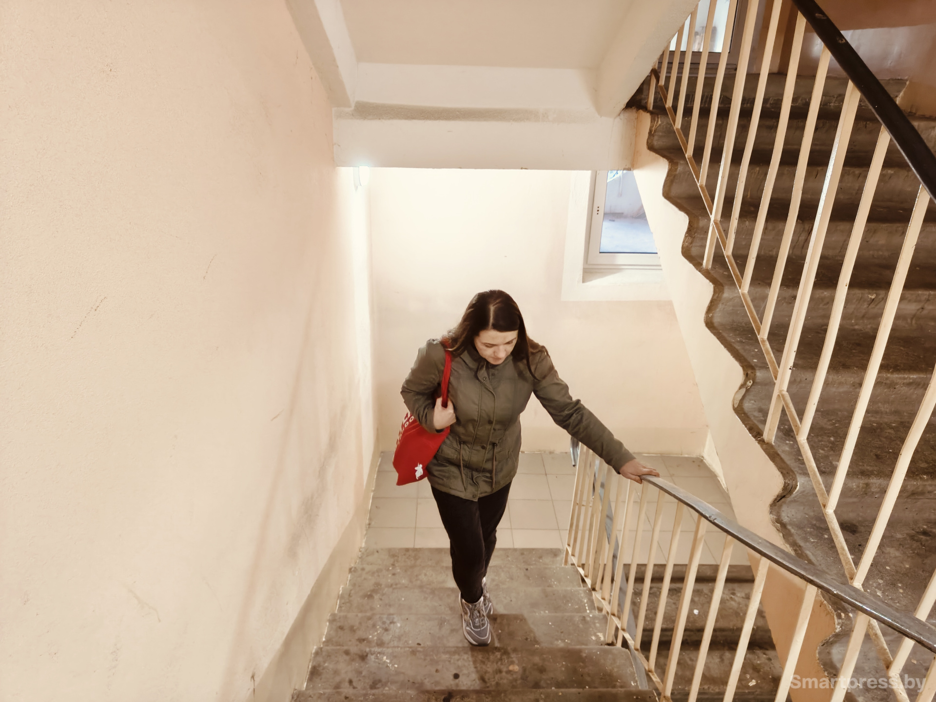 Эксперимент давление лестница.jpg