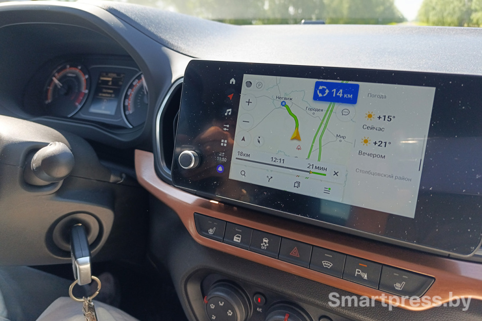 Lada Iskra SW Cross мультимедийная система