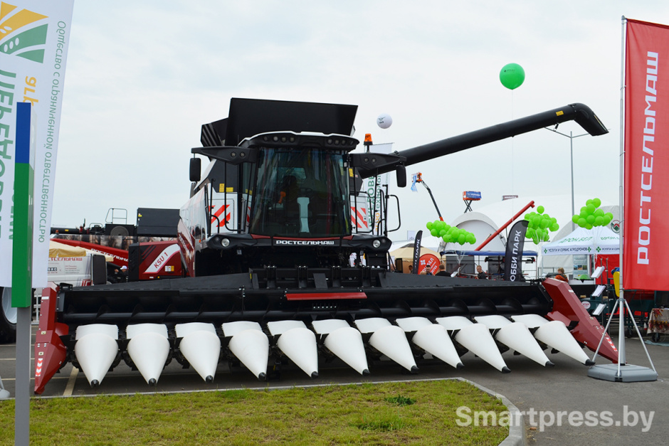 Зерноуборочный комбайн Rostselmasch Torum 785