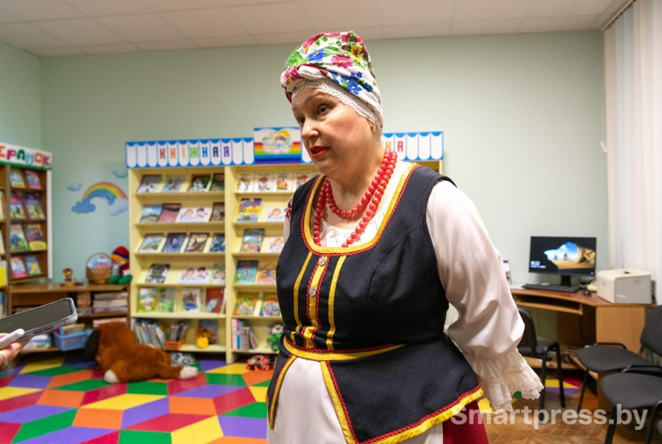 10-Заведующая Домом культуры в деревне Скирмантово Наталья Редько.jpg