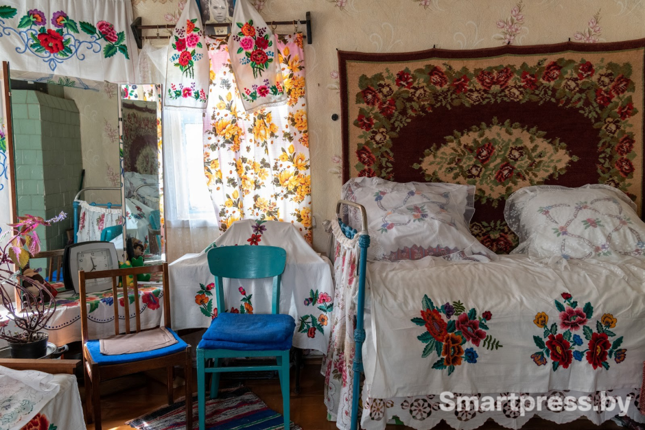 В доме Юлии Панчени из деревни Погост.png