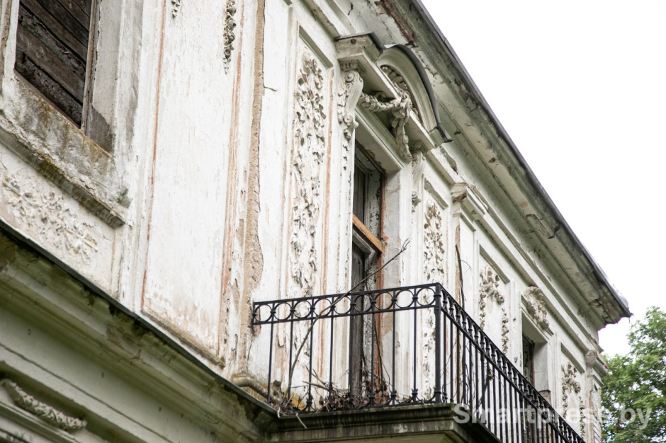 6-С этого балкончика к сельским жителям в 1919-м году обращался Михаил Калинин.jpg