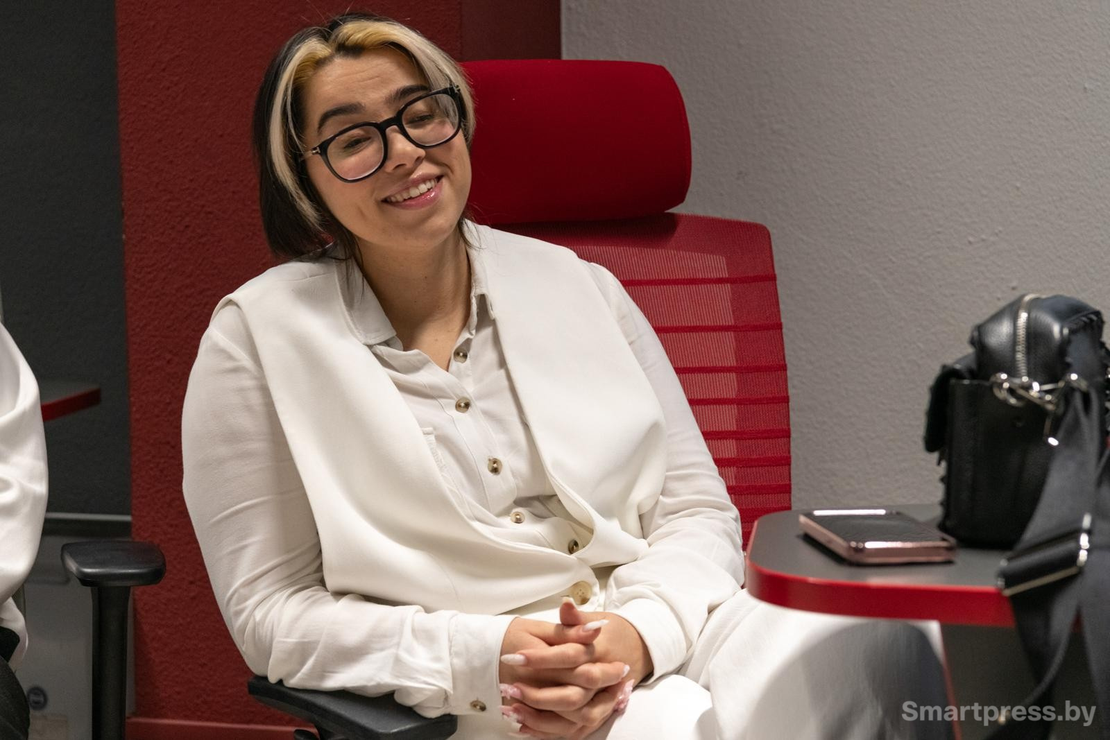 14-Джейлан в офисе Смартпресс.jpg