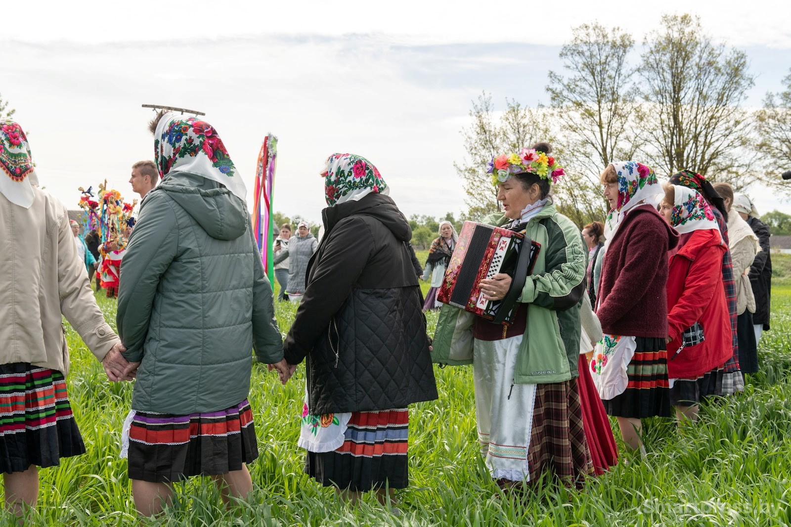В деревне Погост водят Юрьевский хоровод 14.jpg